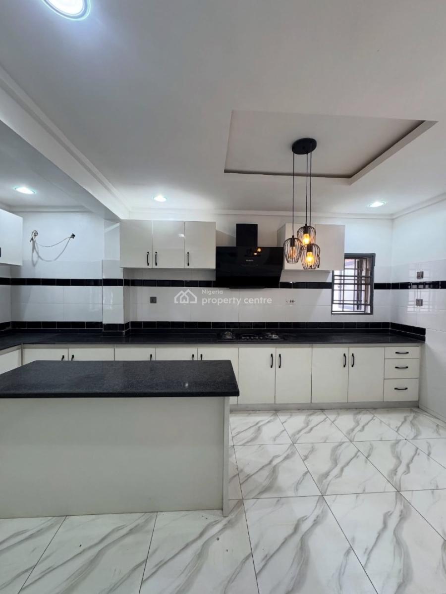 Spacious 4 Bedroom Maisonette with En-suite Rooms and Bq, Ikate, Lekki, Lagos, House for Sale