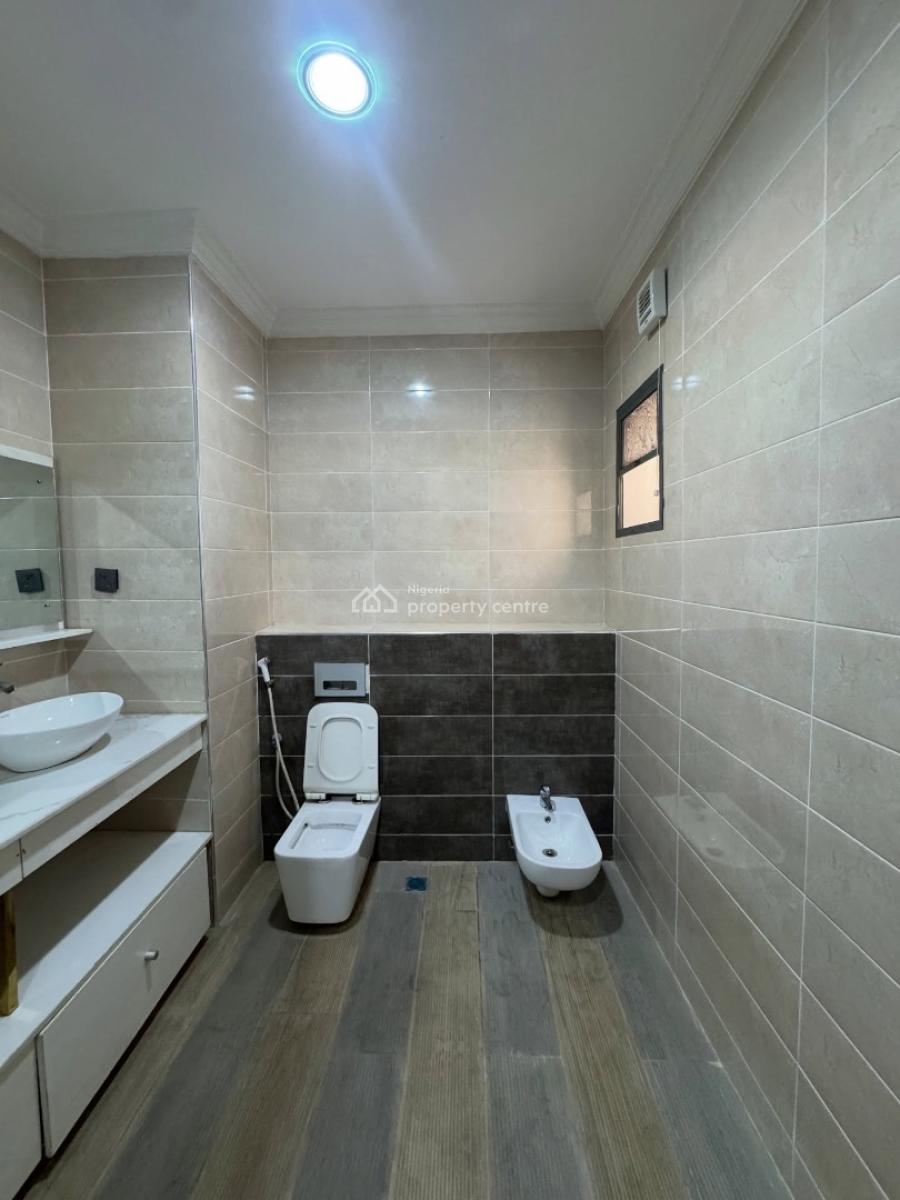 Spacious 4 Bedroom Maisonette with En-suite Rooms and Bq, Ikate, Lekki, Lagos, House for Sale