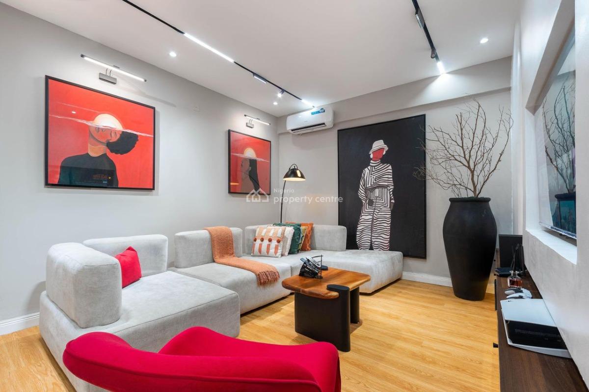 Deluxe En-suite 2 Bedroom Apartment with Gym, Balcony Sit Out & Ps5, Lekki Phase 1, Lekki, Lagos, Flat / Apartment Short Let