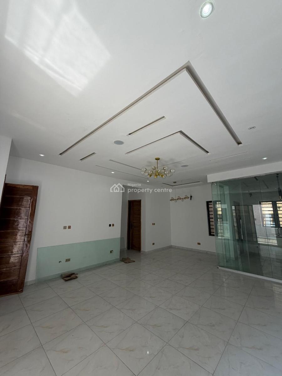 Exquisite 2 Bedroom Luxry Flats, Agungi, Lekki, Lagos, Flat / Apartment for Sale