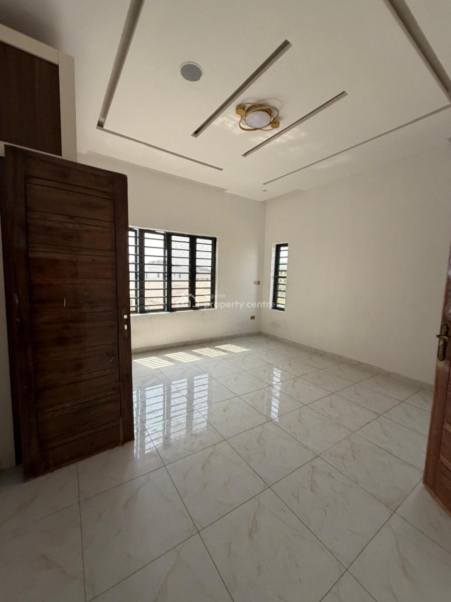 Exquisite 2 Bedroom Luxry Flats, Agungi, Lekki, Lagos, Flat / Apartment for Sale