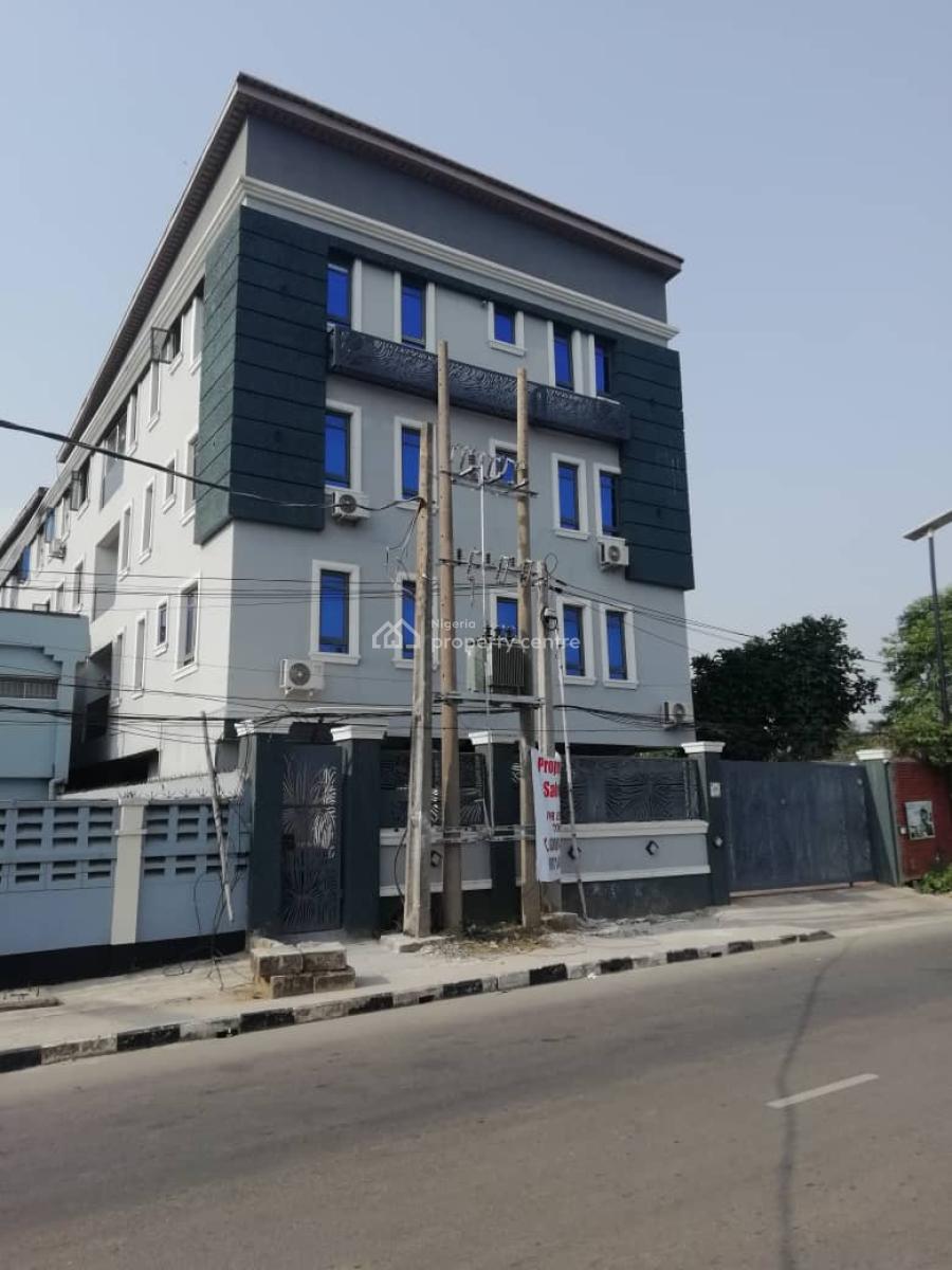 3 Bedroom Flat Ground Floor, Ikeja Gra, Ikeja, Lagos, Flat / Apartment for Sale