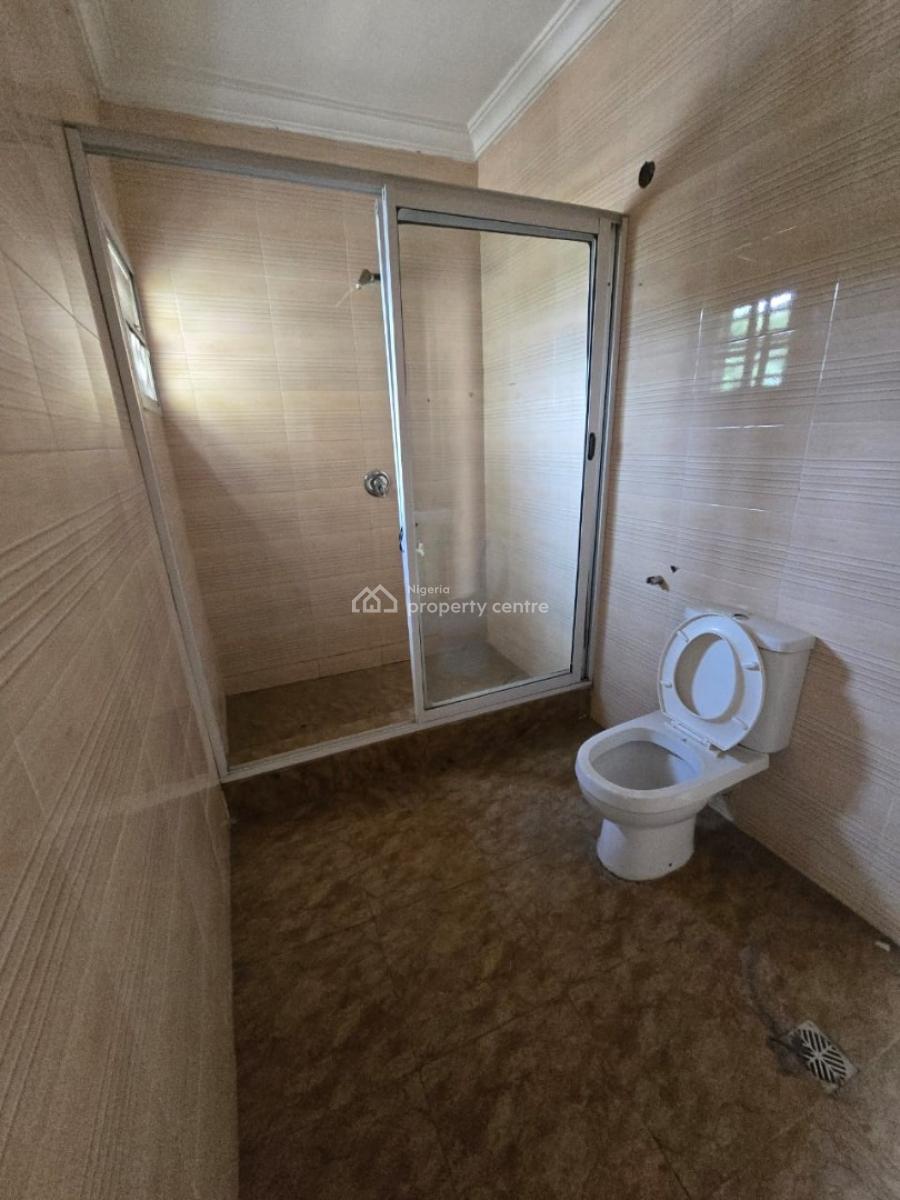 Lovely 3 Bedroom Apartment, Gra Phase 2, Magodo, Lagos, Flat / Apartment for Rent