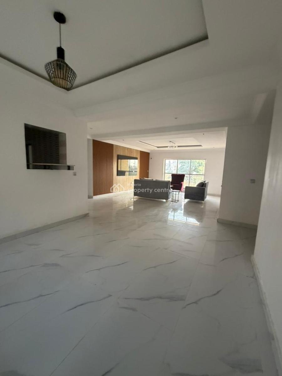 Spacious 3 Bedroom, Guzape District, Abuja, Flat / Apartment for Rent