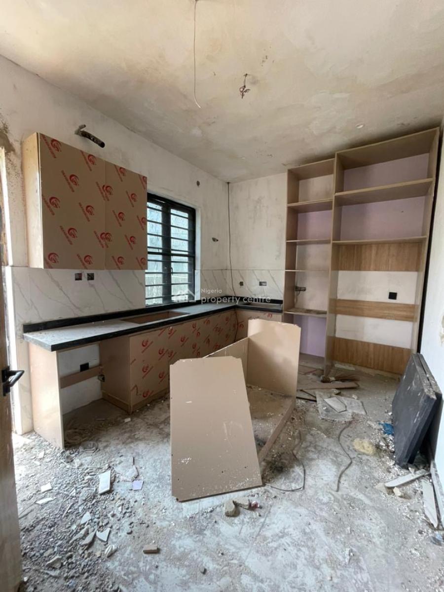 Elegant Built 4 Bedroom Semi  Detached Duplex + Bq in a Secure Estate, Chevron, Lekki, Lagos, Semi-detached Duplex for Sale