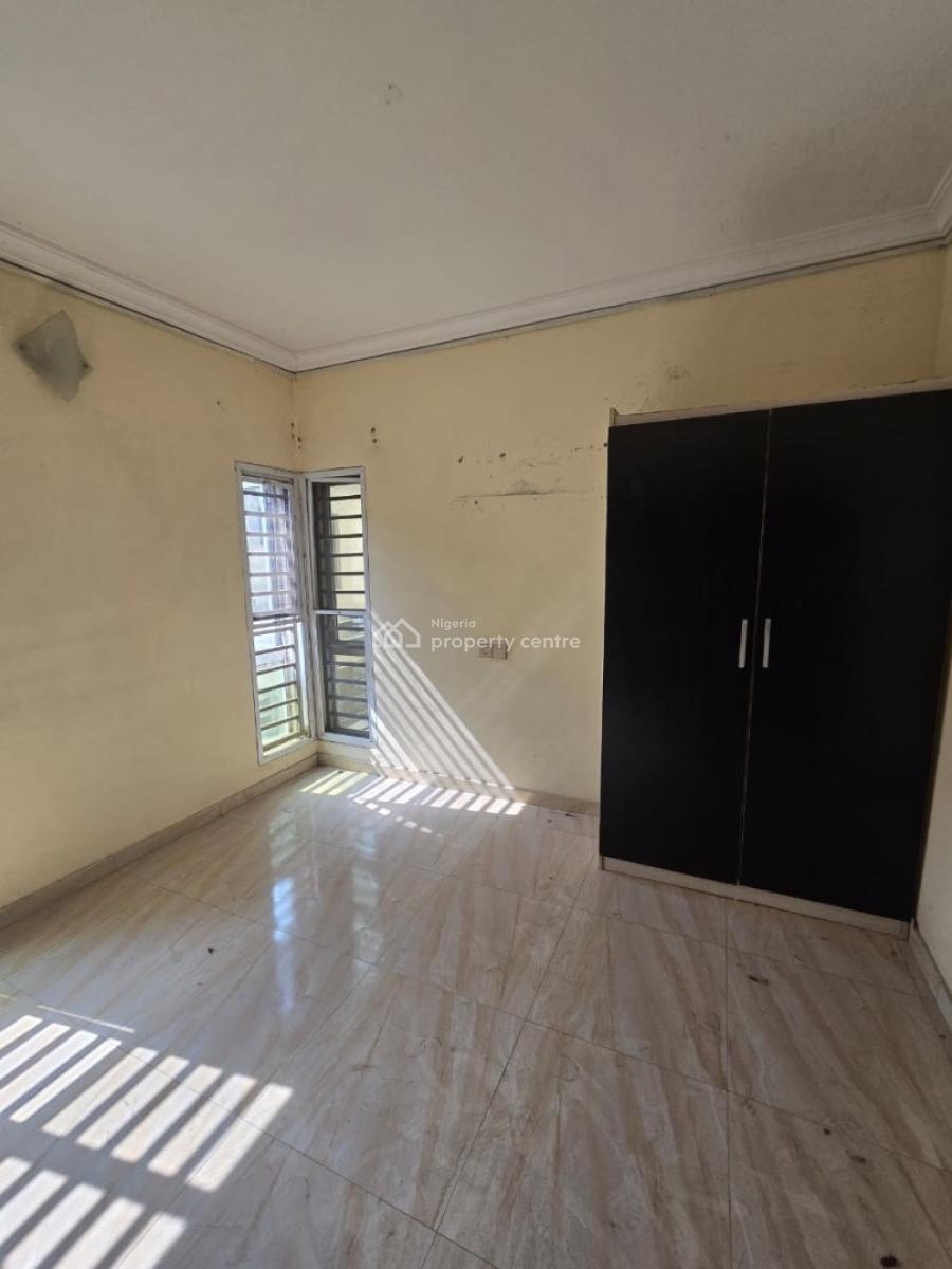 Spacious 3bedroom Flat with 4toilet and Pop, Off Emmanuel Keshi Street, Gra Phase 2, Magodo, Lagos, Flat / Apartment for Rent