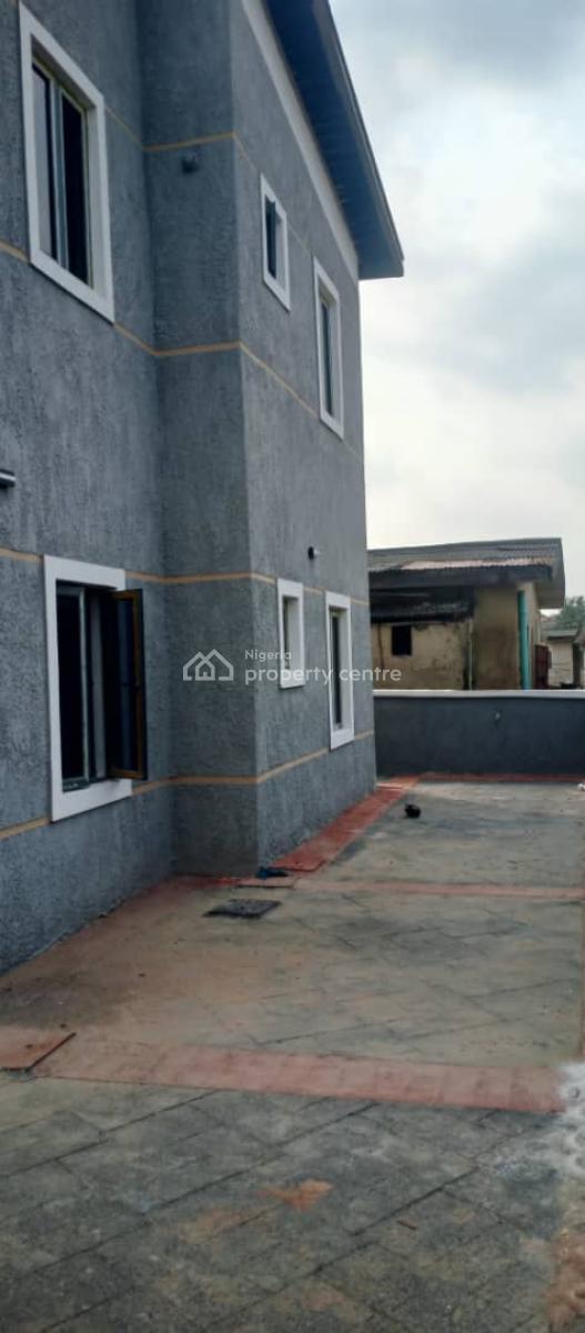 3 Bedroom Flat Apartment, Olowora, Magodo, Lagos, Flat / Apartment for Sale