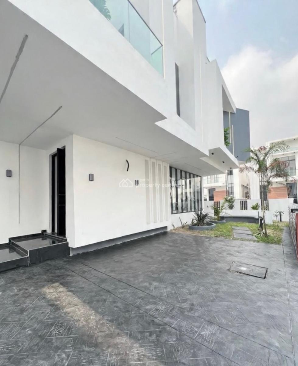 Exotic 5 Bedroom Fully Detached Duplex with Pool & Bq, Chevron, Lekki, Lagos, Detached Duplex for Sale