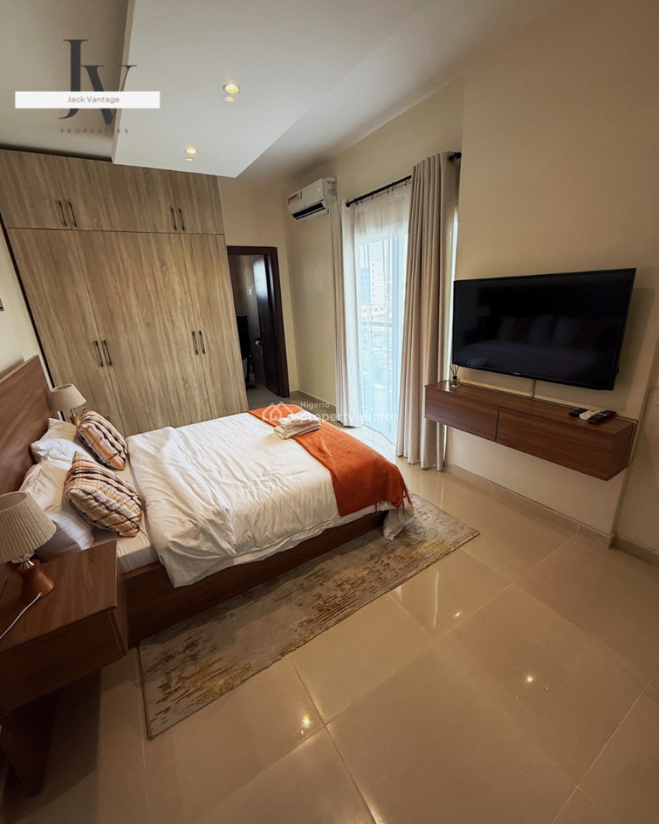 Furnished 3-bedroom Apartment Located in The Heart of Victoria Island, Victoria Island (vi), Lagos, Flat / Apartment for Rent