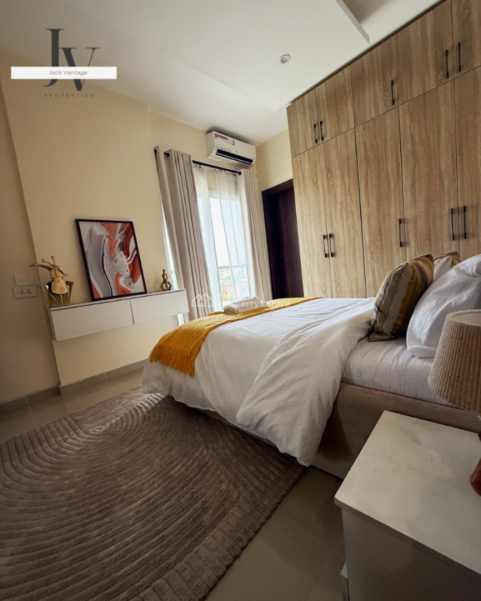 Furnished 3-bedroom Apartment Located in The Heart of Victoria Island, Victoria Island (vi), Lagos, Flat / Apartment for Rent