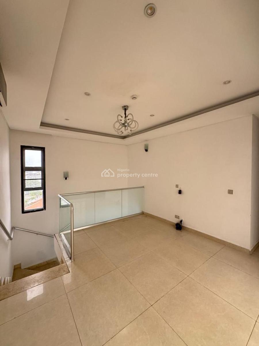 a Well-finished and Spacious 4 Bedroom Maisonette with Boys Quarters, Banana Island, Ikoyi, Lagos, Flat / Apartment for Rent