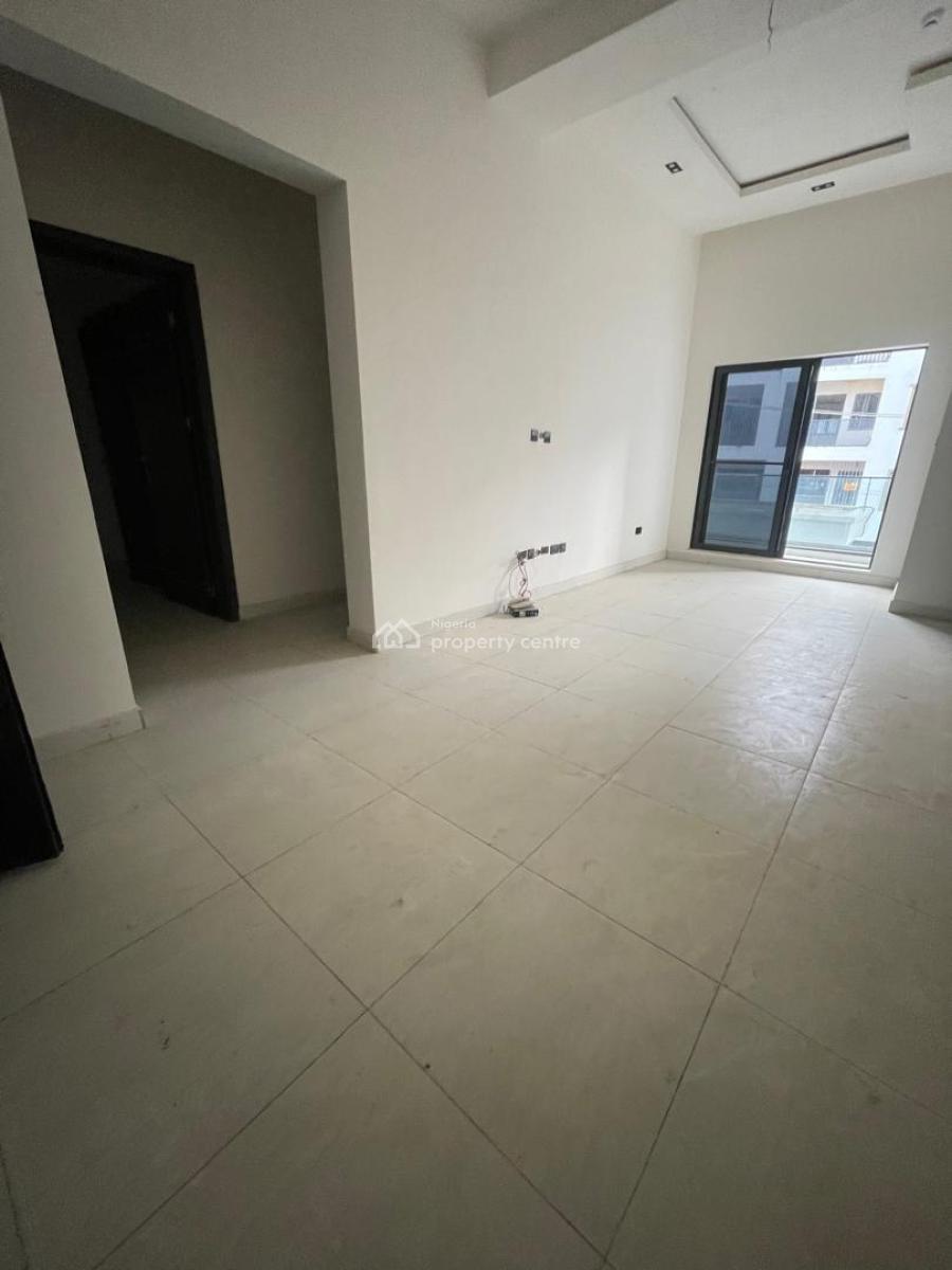 Spacious Massive Luxury 2bedroom Flat, Secure Estate Off Freedom Wey Lekki Phase One, Lekki Phase 1, Lekki, Lagos, Flat / Apartment for Rent