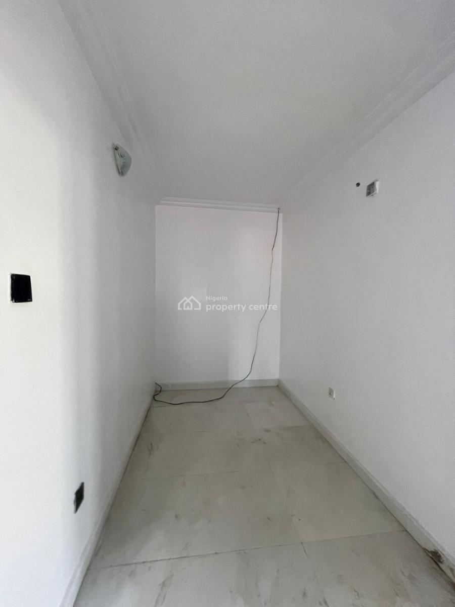 Spacious 2bedroom Apartment Available Ikate, Ikate, Lekki, Lagos, Flat / Apartment for Rent