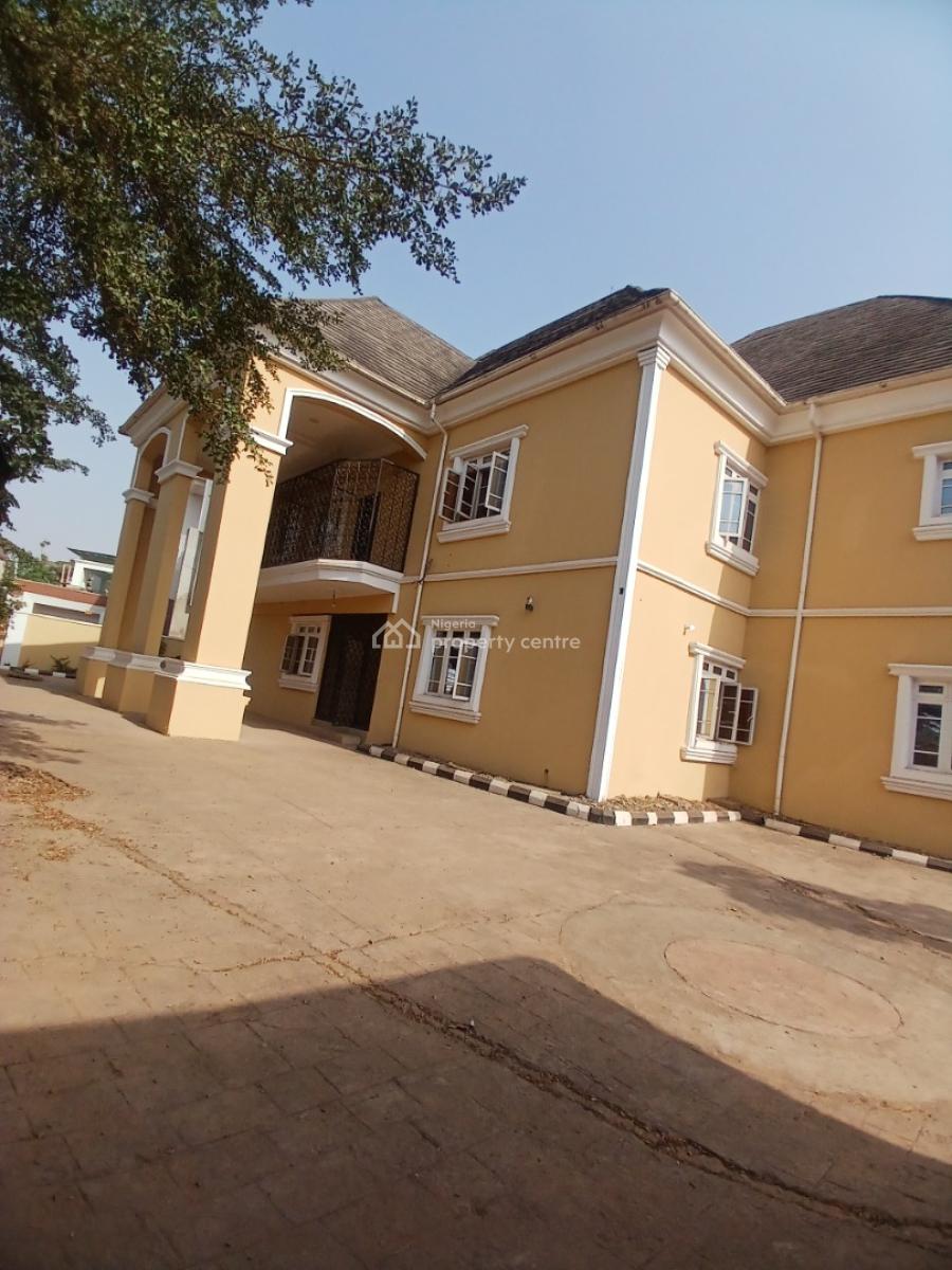 Under Renovation, 8 Bedroom Fully Detached Duplex with 3 Bedroom Guest, Guzape Abuja Diplomatic Zone, Guzape District, Abuja, Detached Duplex for Rent