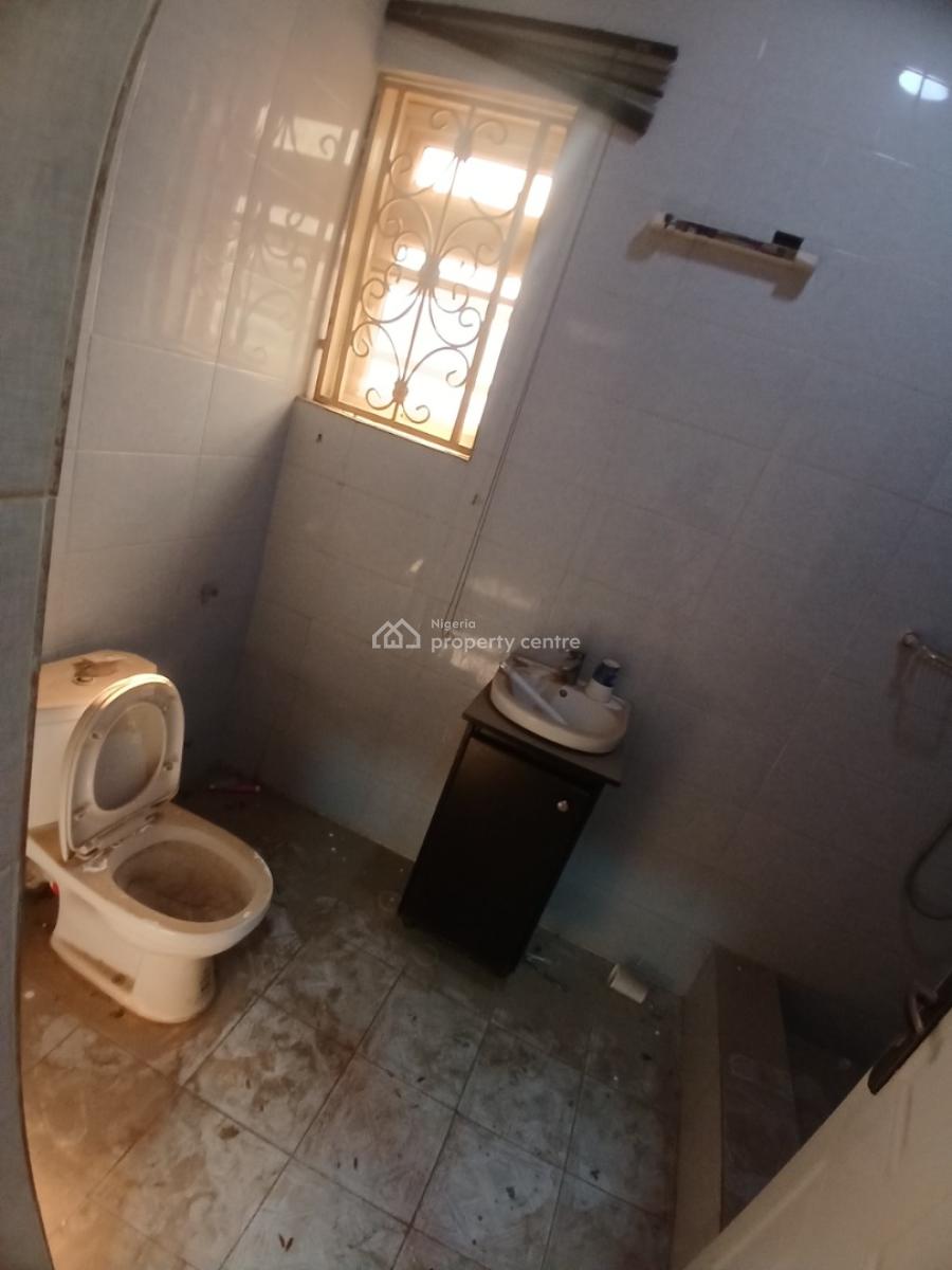 Under Renovation, 8 Bedroom Fully Detached Duplex with 3 Bedroom Guest, Guzape Abuja Diplomatic Zone, Guzape District, Abuja, Detached Duplex for Rent