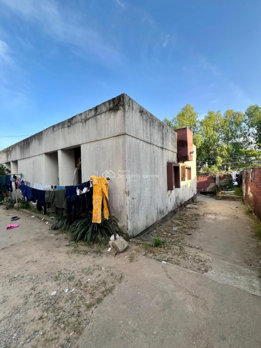 a Residential Property with Old Structure, Wuse2, Wuse 2, Abuja, Residential Land for Sale