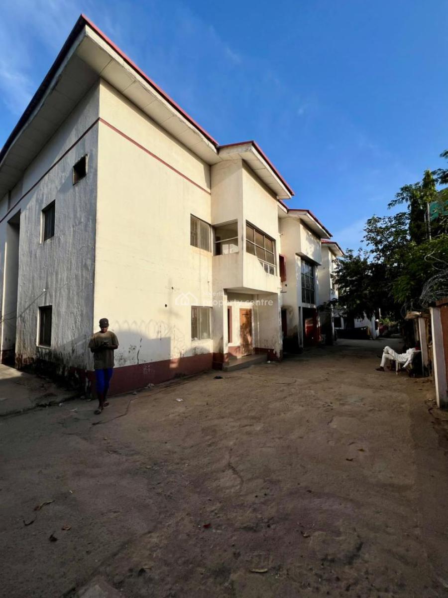 a Residential Property with Old Structure, Wuse2, Wuse 2, Abuja, Residential Land for Sale