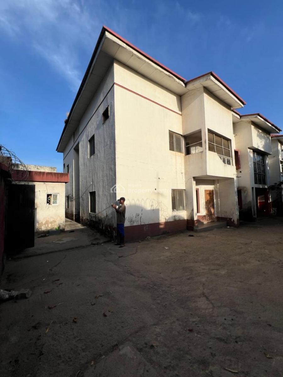 a Residential Property with Old Structure, Wuse2, Wuse 2, Abuja, Residential Land for Sale