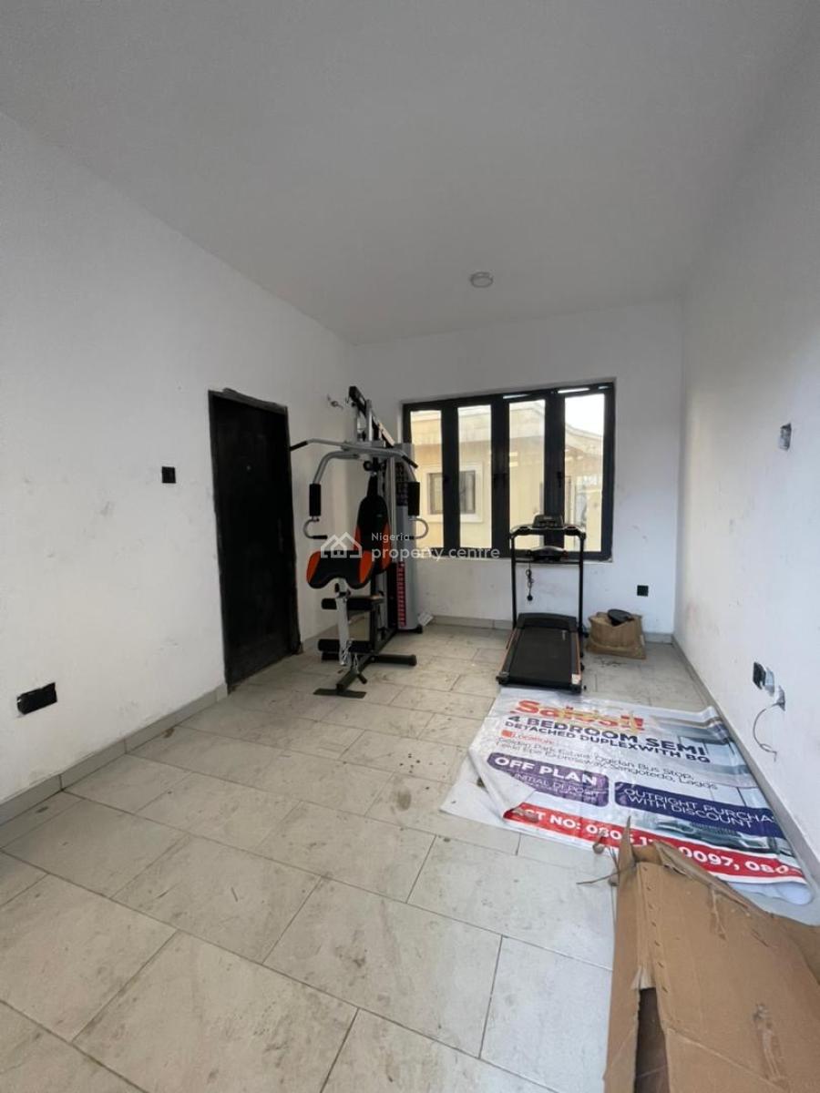 Exquisite 3 Bedroom Apartment with Pool & Gym in a Secure Estate, Lekki Phase 1, Lekki, Lagos, Flat / Apartment for Rent