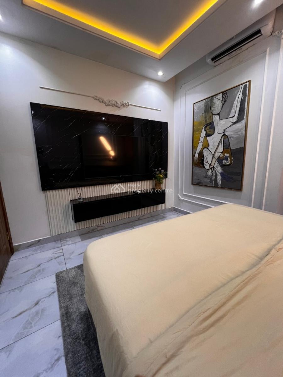 Furnished 1 Bedroom Apartment, Lekki Phase 1, Lekki, Lagos, Flat / Apartment for Sale