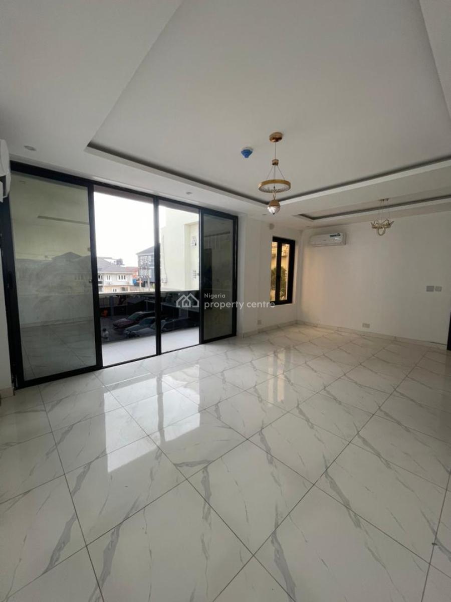 Elegant New 2 Bedroom Apartment with Pool &elevator in a Secure Estate, Lekki Right Lekki Phase 1, Lekki, Lagos, Flat / Apartment for Sale