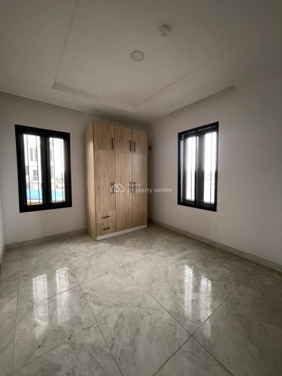 Luxury 8 Units of 3 Bedroom Apartment with Bq in a Secure Estate, Lekki Right Lekki Phase 1, Lekki, Lagos, Flat / Apartment for Rent