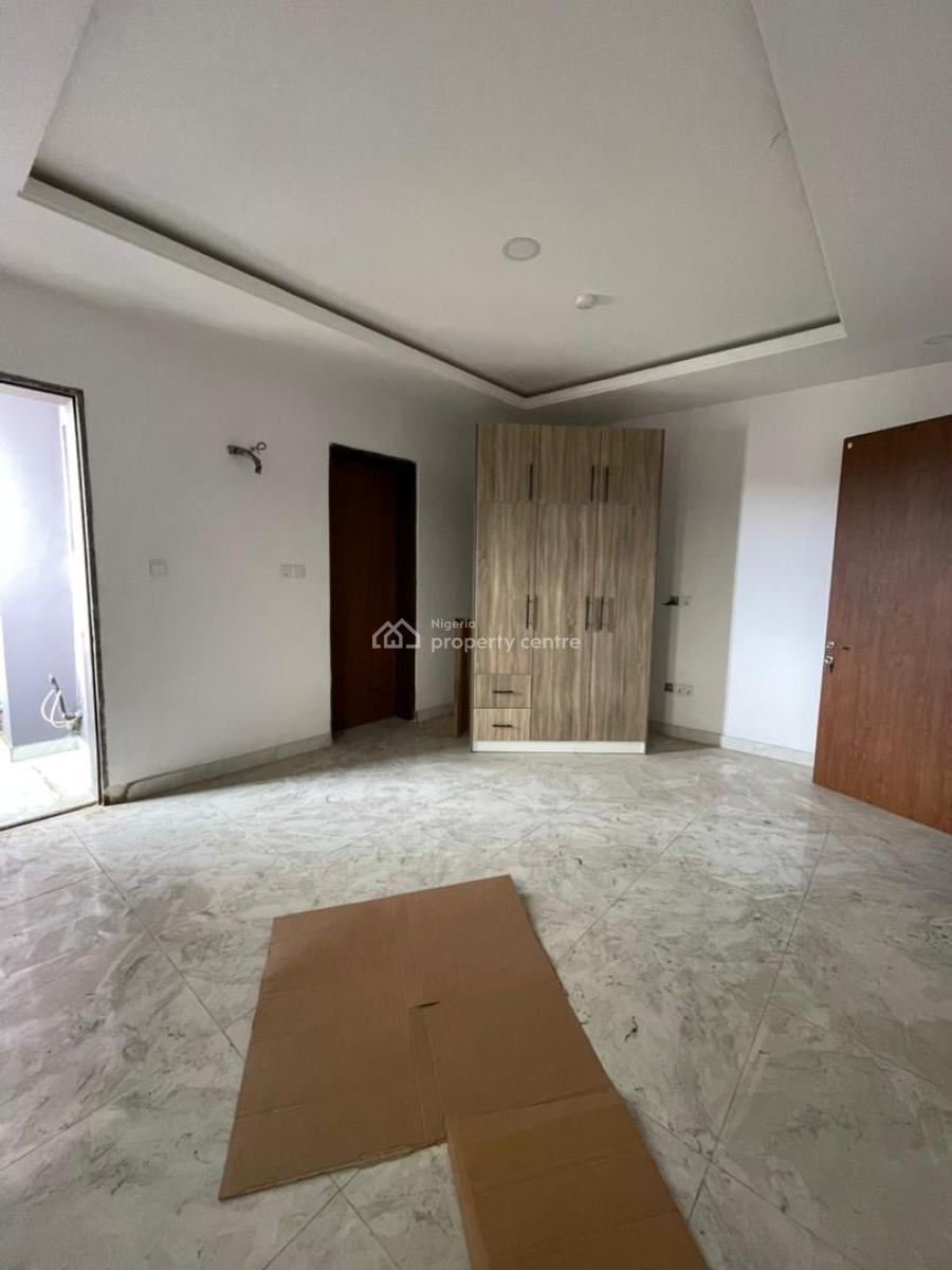 Luxury 8 Units of 3 Bedroom Apartment with Bq in a Secure Estate, Lekki Right Lekki Phase 1, Lekki, Lagos, Flat / Apartment for Rent