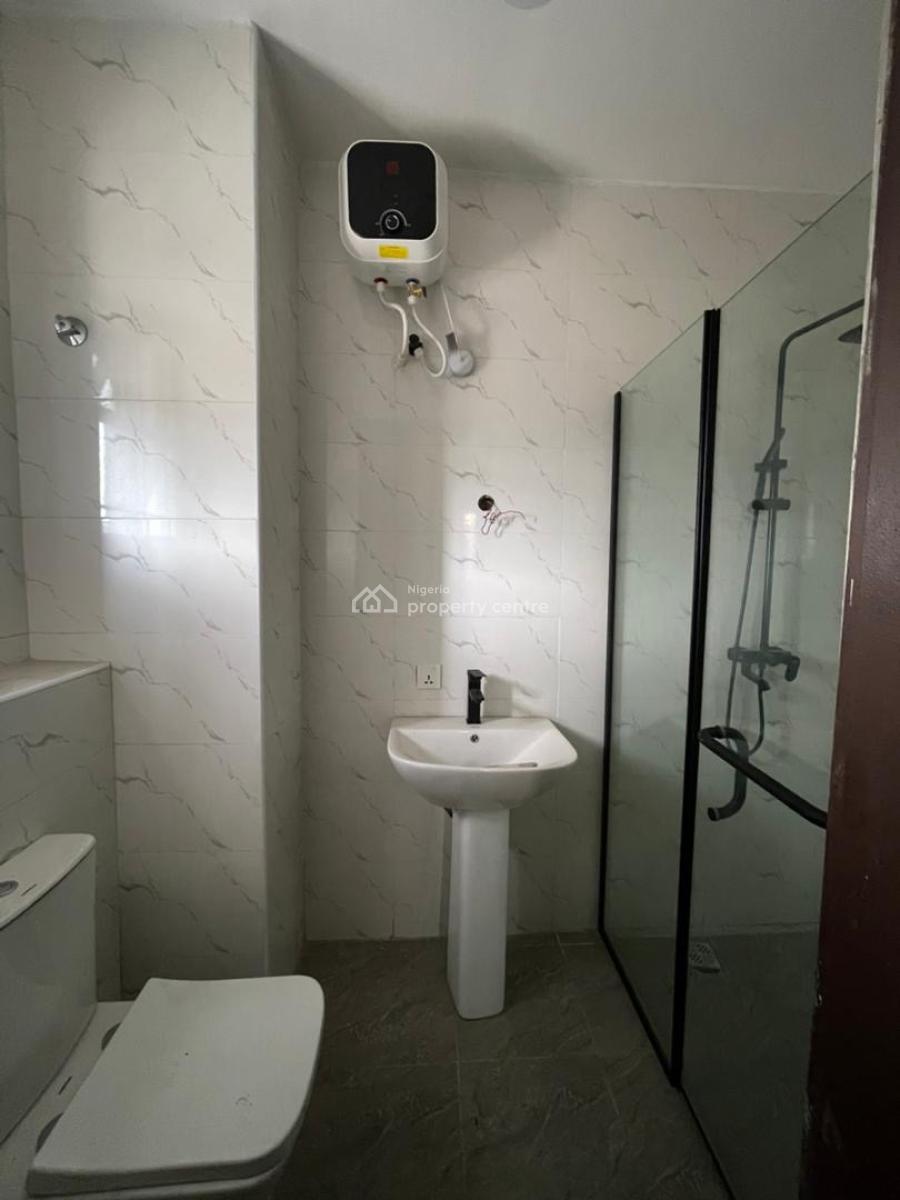 Luxury 8 Units of 3 Bedroom Apartment with Bq in a Secure Estate, Lekki Right Lekki Phase 1, Lekki, Lagos, Flat / Apartment for Rent