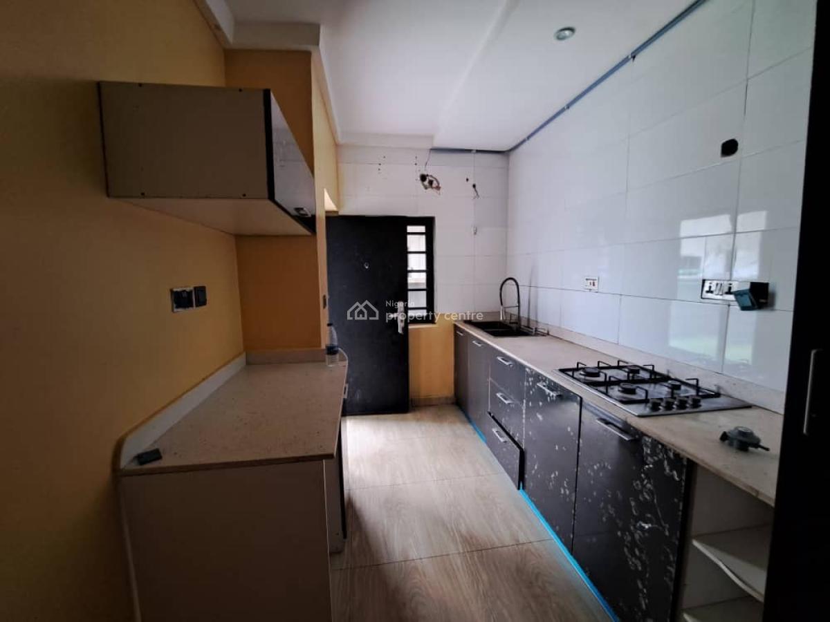 Three (3) Bedroom Terraced Duplex, Pennek Estate, Ogombo, Ajah, Lagos, Terraced Duplex for Sale