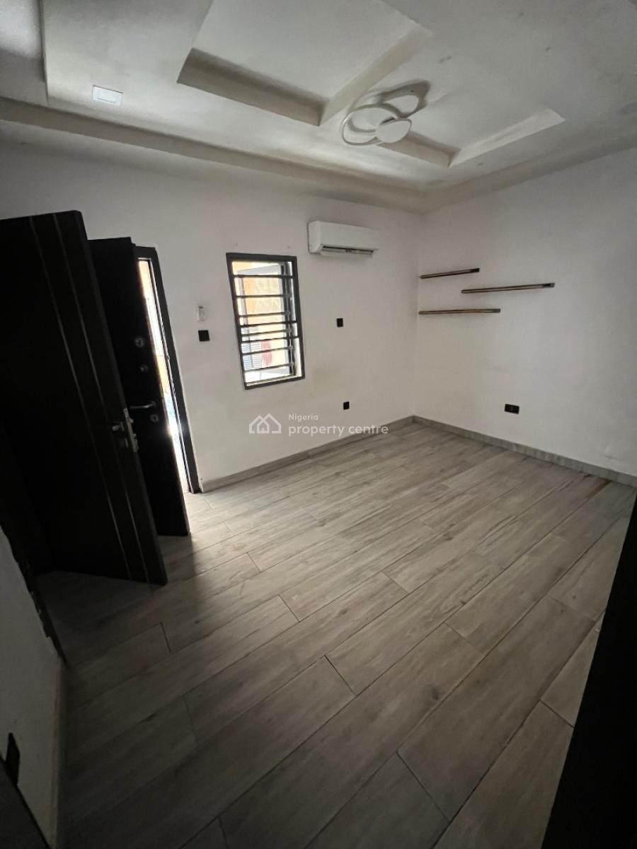 Super-clean, Serviced Miniflat, with a Fitted Kitchen Visitors Toilet, Lekki Phase 1, Lekki, Lagos, Mini Flat (room and Parlour) for Rent