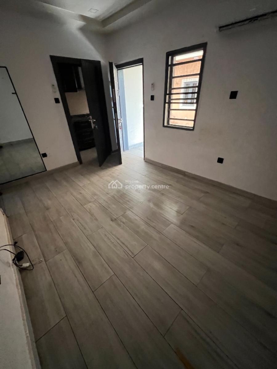 Super-clean, Serviced Miniflat, with a Fitted Kitchen Visitors Toilet, Lekki Phase 1, Lekki, Lagos, Mini Flat (room and Parlour) for Rent