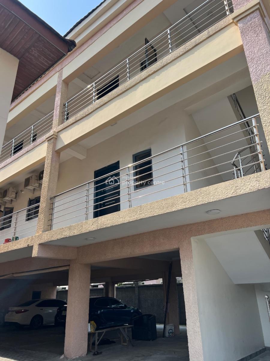 Super-clean, Serviced Miniflat, with a Fitted Kitchen Visitors Toilet, Lekki Phase 1, Lekki, Lagos, Mini Flat (room and Parlour) for Rent