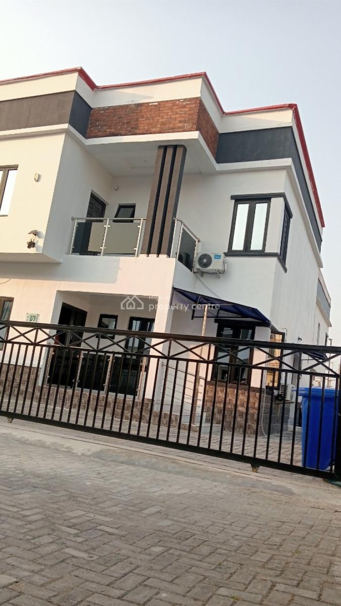 (direct Brief)* High Class Well Furnished Luxury & Top-notch Finished, Zylus Court, Richland Estate, Opposite Beechwood Estate Ibeju Lekki, Imalete Alafia, Ibeju Lekki, Lagos, Semi-detached Duplex Short Let