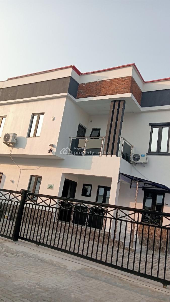 (direct Brief)* High Class Well Furnished Luxury & Top-notch Finished, Zylus Court, Richland Estate, Opposite Beechwood Estate Ibeju Lekki, Imalete Alafia, Ibeju Lekki, Lagos, Semi-detached Duplex Short Let