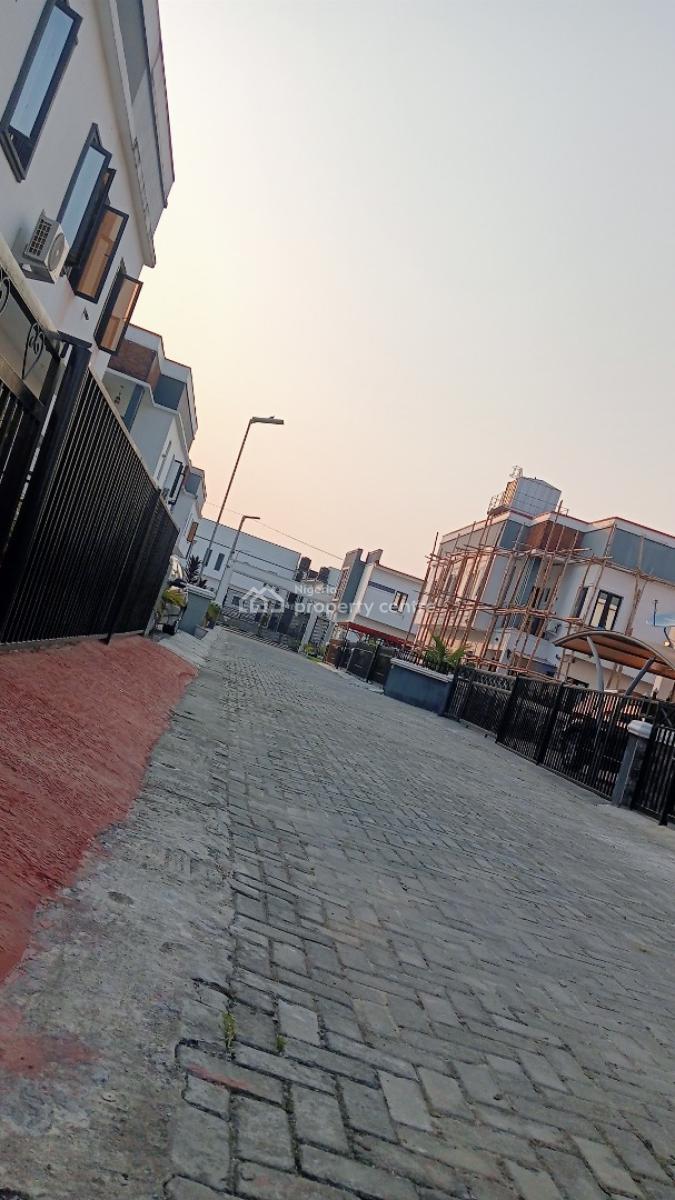 (direct Brief)* High Class Well Furnished Luxury & Top-notch Finished, Zylus Court, Richland Estate, Opposite Beechwood Estate Ibeju Lekki, Imalete Alafia, Ibeju Lekki, Lagos, Semi-detached Duplex Short Let