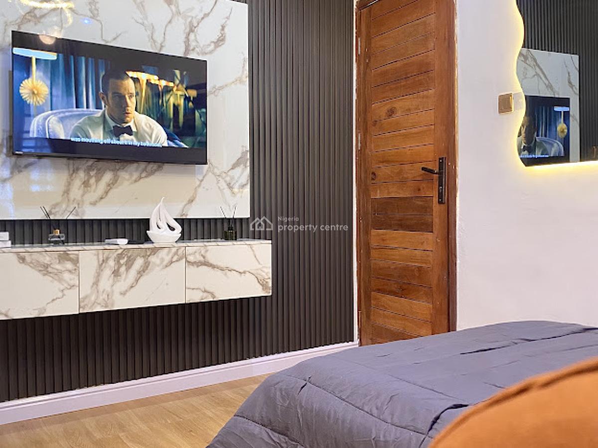 Affordable and Comfortable Studio Apartment in a Good Environment, Shomolu, Lagos, Flat / Apartment Short Let