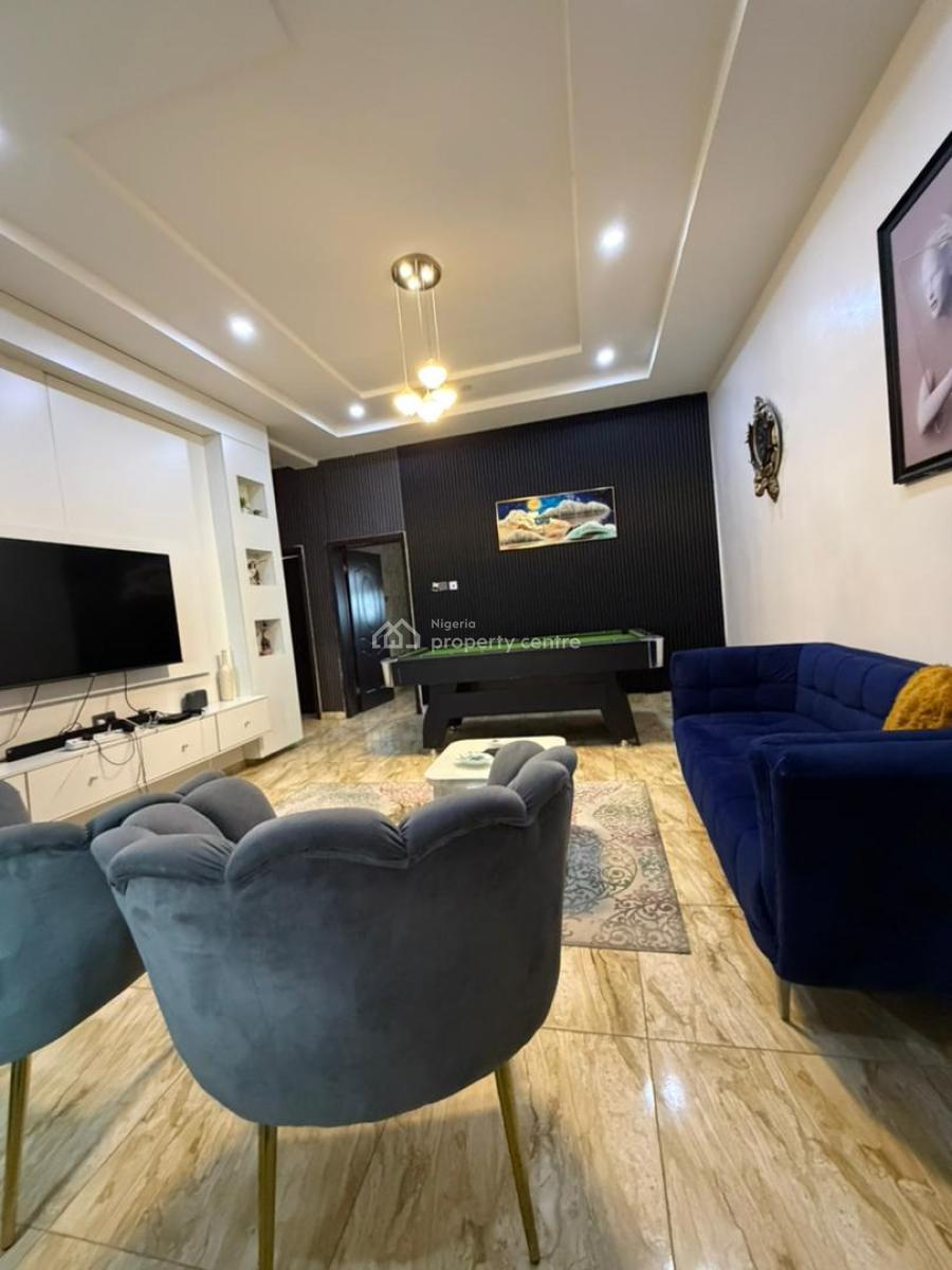 Furnished & Secure in Ologolo: 2-bedroom, Ologolo, Lekki, Lagos, Flat / Apartment for Rent