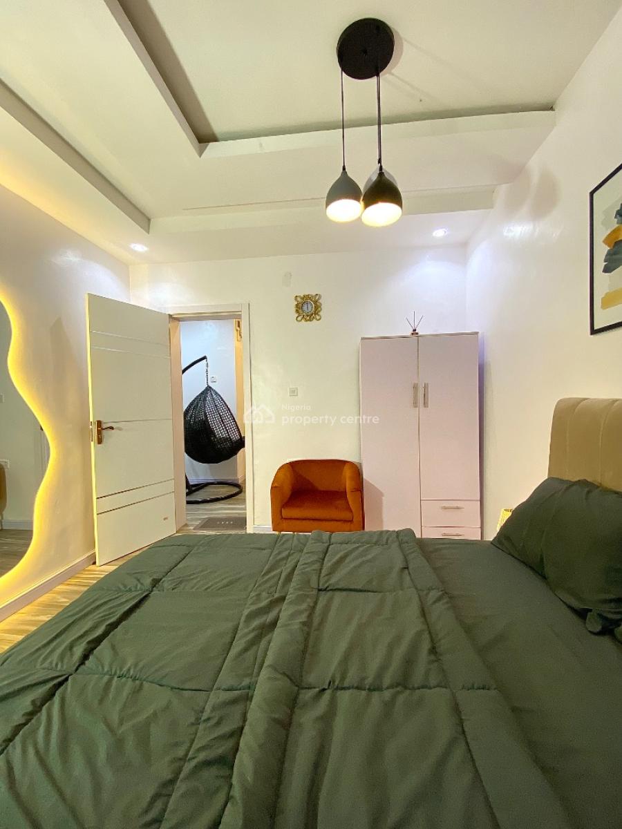 Luxury, Comfortable and Affordable One Bedroom Apartment in a Calm Env, Yaba, Lagos, Flat / Apartment Short Let
