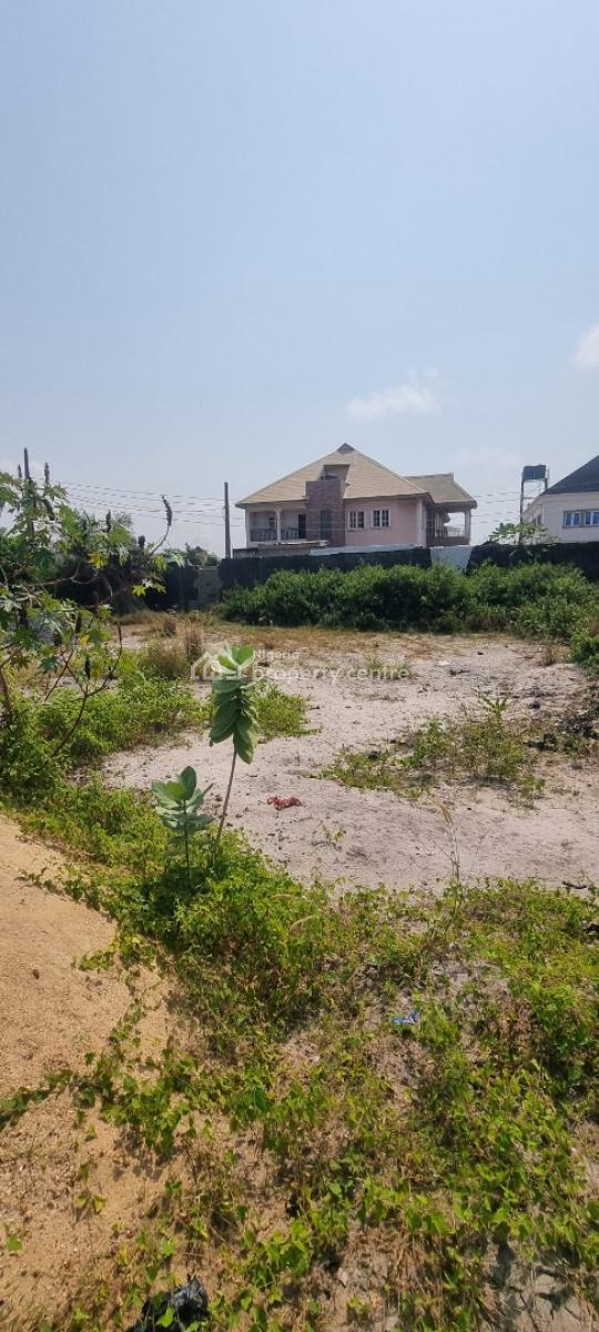 Spacious Dry Land Measured at 1507sqm with a Uncompleted 2brm Flat, Okun-ajah Eti-osa Lekki Ajah, Lekki, Lagos, Residential Land for Sale