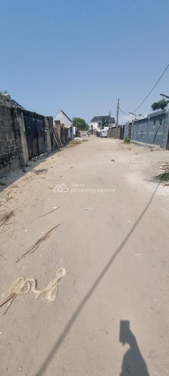 Spacious Dry Land Measured at 1507sqm with a Uncompleted 2brm Flat, Okun-ajah Eti-osa Lekki Ajah, Lekki, Lagos, Residential Land for Sale