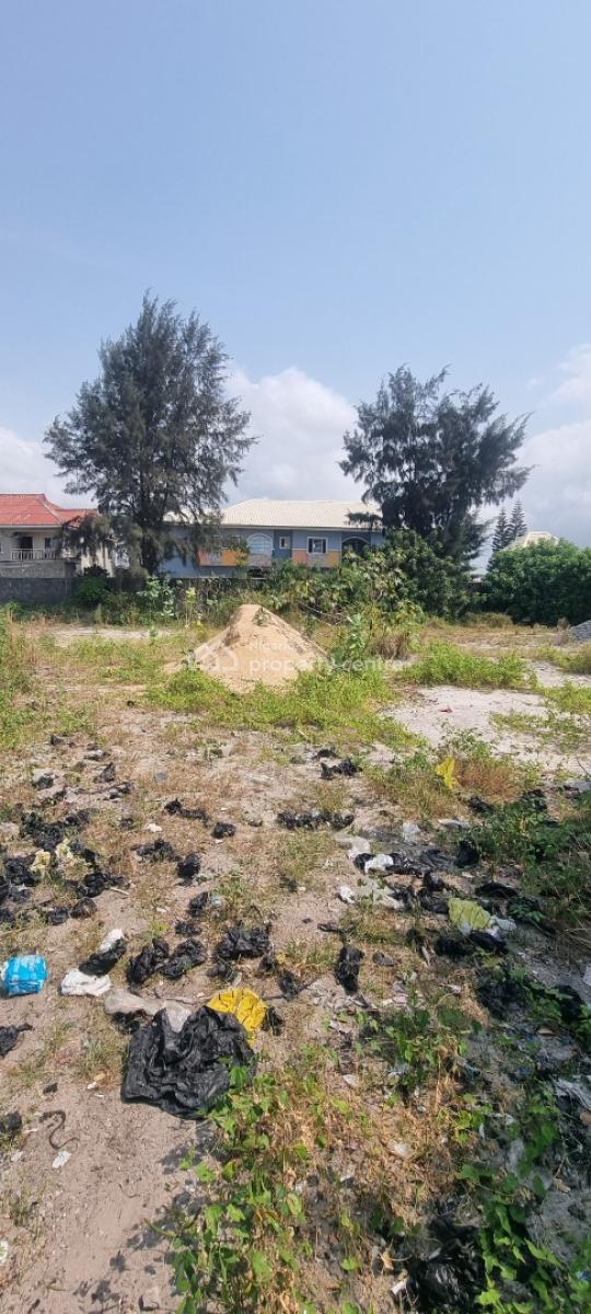 Spacious Dry Land Measured at 1507sqm with a Uncompleted 2brm Flat, Okun-ajah Eti-osa Lekki Ajah, Lekki, Lagos, Residential Land for Sale