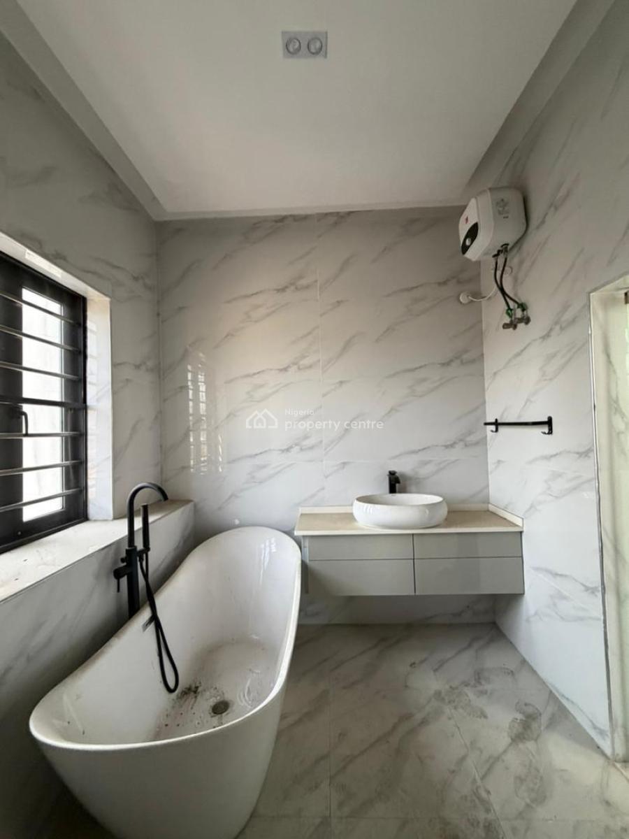 Newly Built in Ologolo: 5-bedroom Duplex, Ologolo, Lekki, Lagos, Detached Duplex for Sale