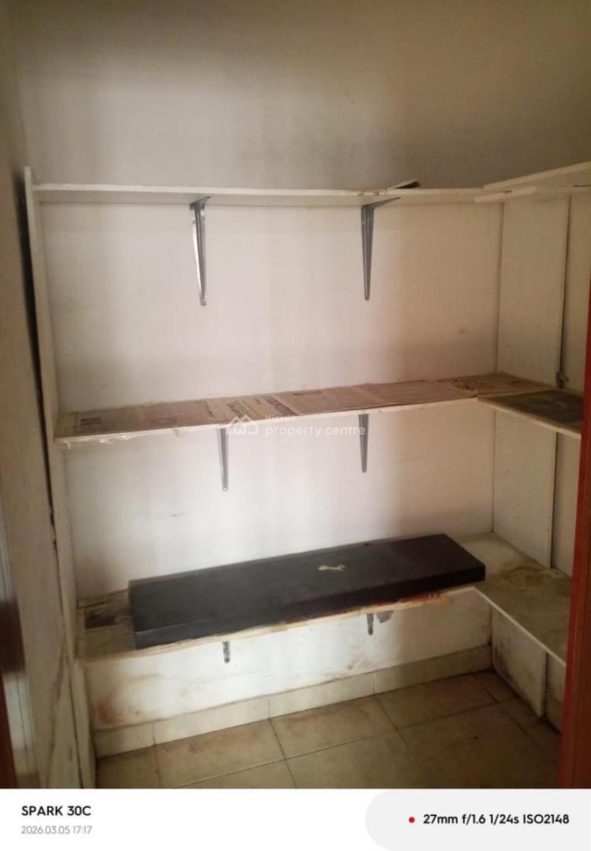 Well Maintained 3bdroom Apt with Bq in, Lekki Phase 1, Lagos Nigeria., Lekki, Lagos, Flat / Apartment for Rent