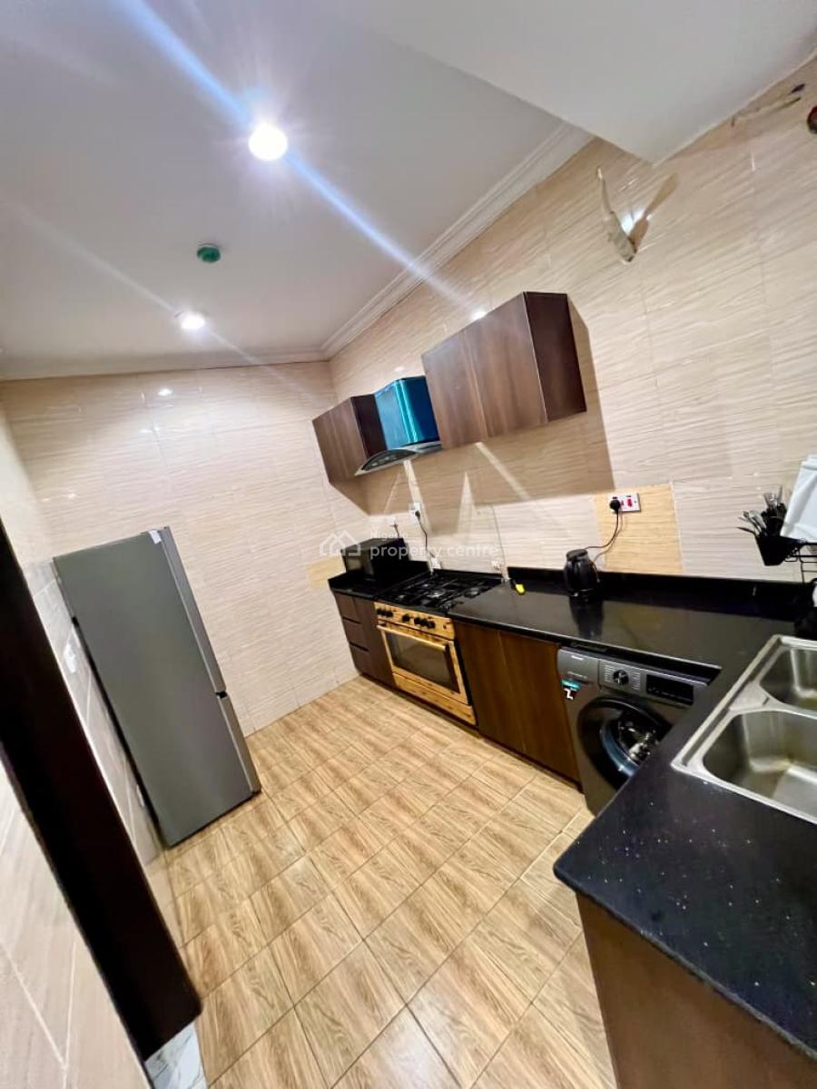 Riverstone 3 Bedroom Apartment, Ajao Crescent, Ajao Estate, Maryland, Lagos, Flat / Apartment Short Let