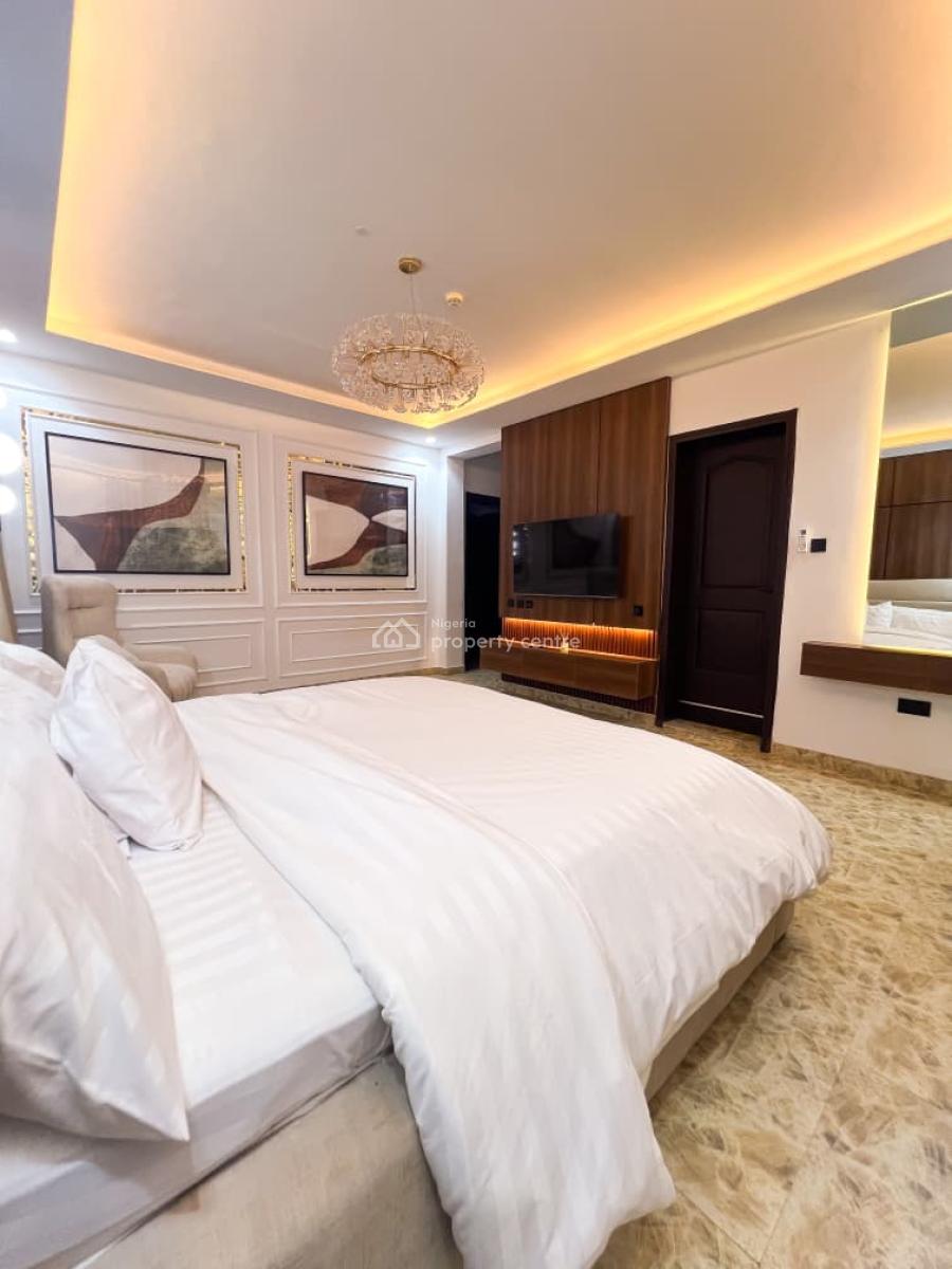 Riverstone 3 Bedroom Apartment, Ajao Crescent, Ajao Estate, Maryland, Lagos, Flat / Apartment Short Let