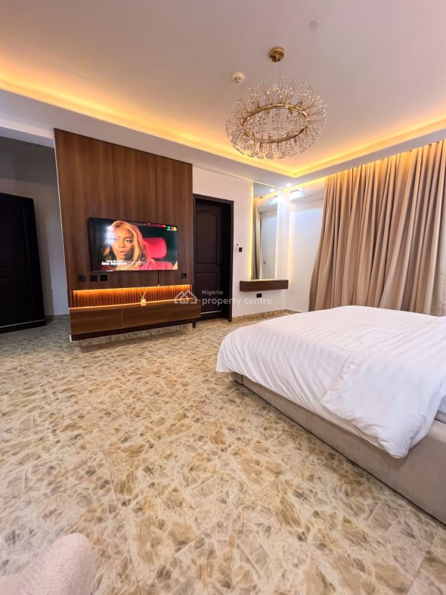 Riverstone 3 Bedroom Apartment, Ajao Crescent, Ajao Estate, Maryland, Lagos, Flat / Apartment Short Let