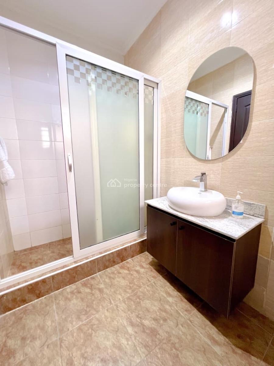 Riverstone 3 Bedroom Apartment, Ajao Crescent, Ajao Estate, Maryland, Lagos, Flat / Apartment Short Let