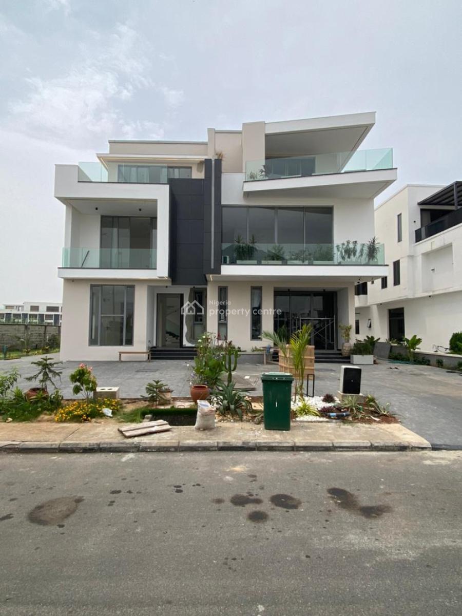 Exquisite 5 Bedroom Semi-detached Duplex with a Private Garden, Cowrie Creek Estate, Ikate, Lekki, Lagos, Semi-detached Duplex for Sale