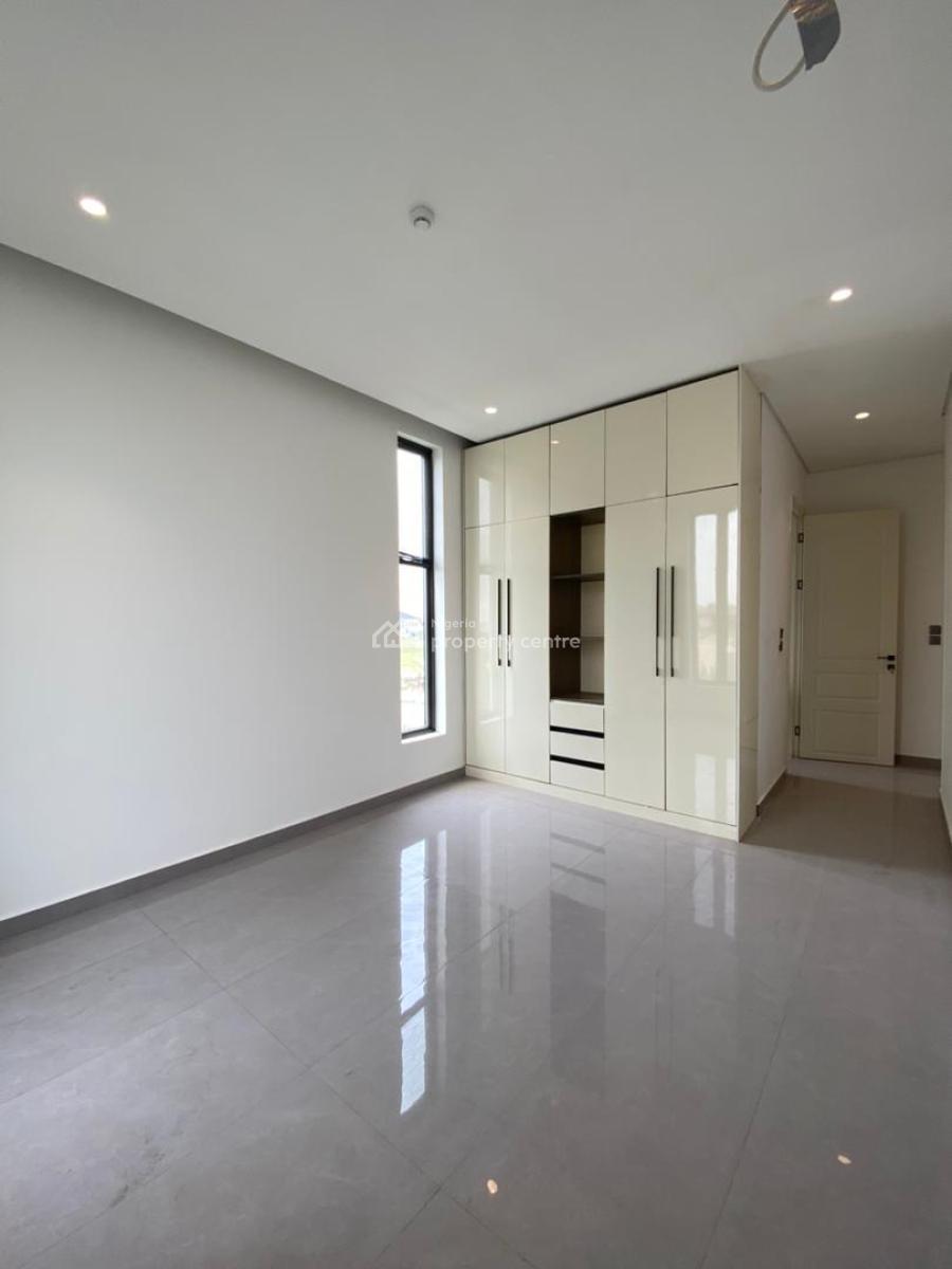 Exquisite 5 Bedroom Semi-detached Duplex with a Private Garden, Cowrie Creek Estate, Ikate, Lekki, Lagos, Semi-detached Duplex for Sale