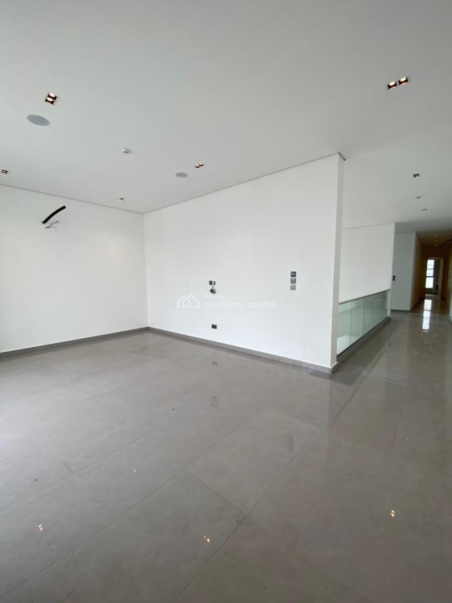 Exquisite 5 Bedroom Semi-detached Duplex with a Private Garden, Cowrie Creek Estate, Ikate, Lekki, Lagos, Semi-detached Duplex for Sale